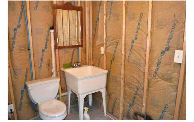 1050 Main St, Scranton, PA 18519 - photo 6