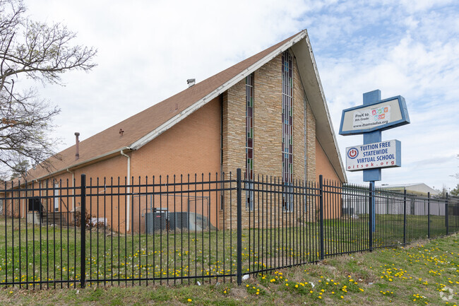 Dove Science Academy Tulsa serves students in grades Pre-K through 12th grades.