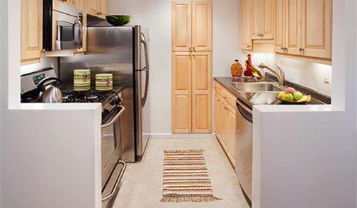 547 Vfw Pkwy unit 2STD, Boston, MA 02467 - photo 6