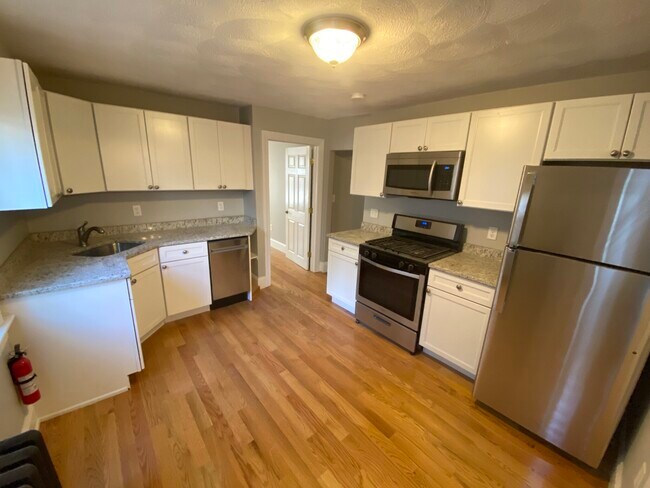 309 Highland Ave unit R, Somerville, MA 02144 - photo 5
