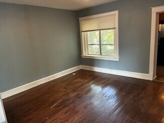 210-212 W 39th St, Kansas City, MO 64111