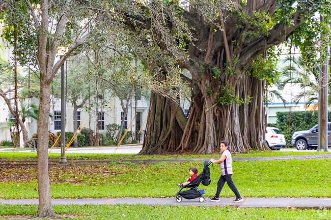 Grandview Heights is a charming city neighborhood for residents to enjoy.