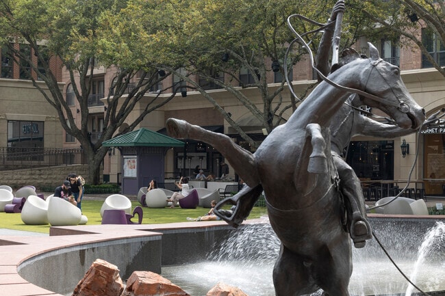 Discover the vibrant community spirit of Riverbend neighborhood in Sugar Land.