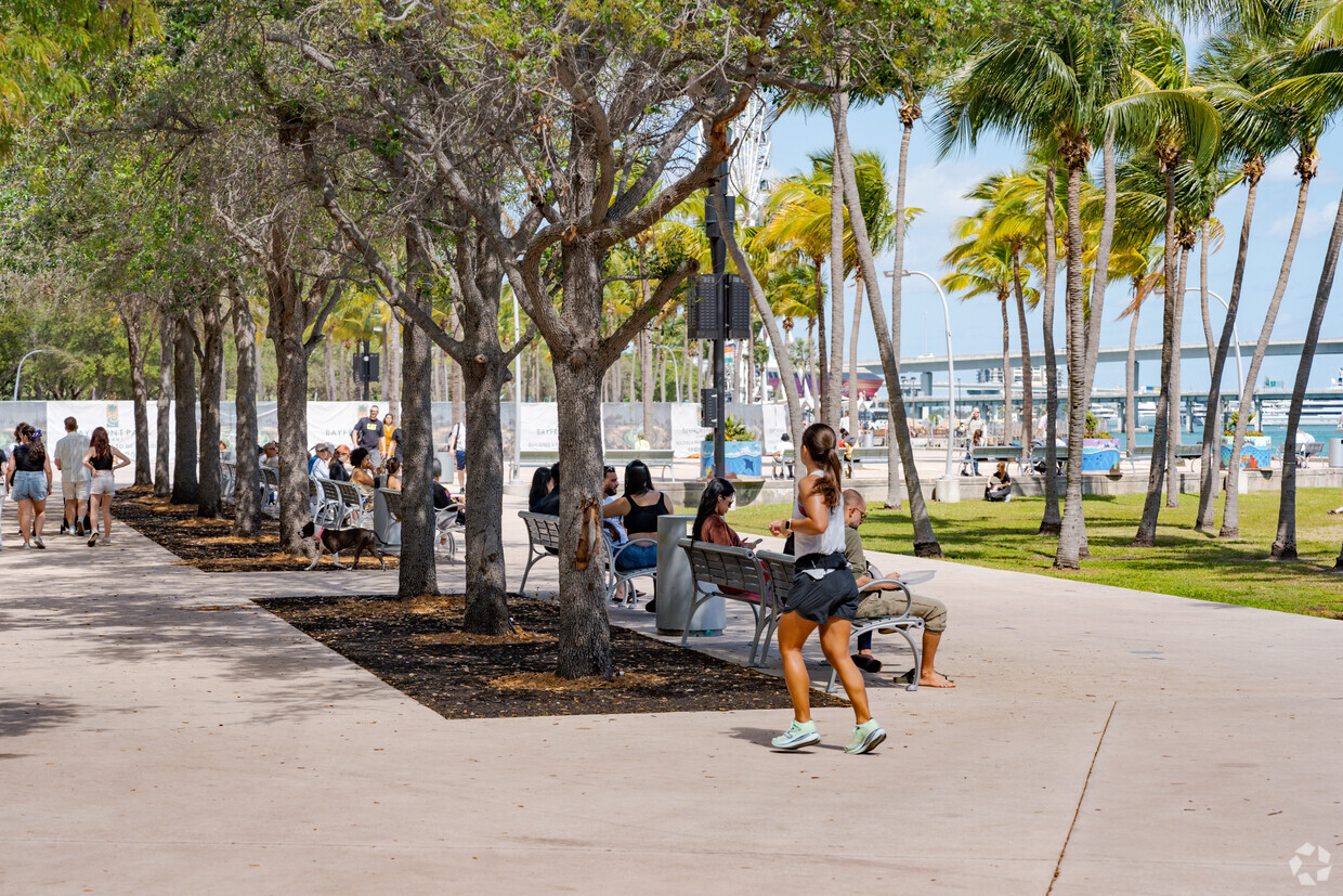 About Downtown Miami | Schools, Demographics, Things to Do - Homes.com