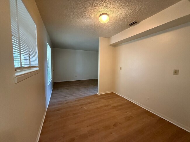3109 Atkinson Ave unit 219, Killeen, TX 76543 - photo 5