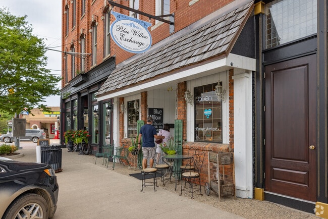 Spend the day shopping in downtown Holly.