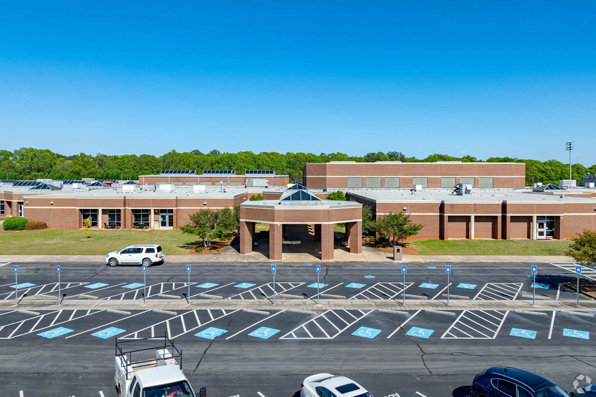 179 Navaho Rd, Locust Grove, GA 30248