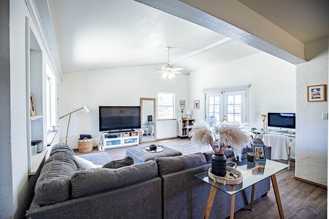 2606 Pontiac Dr, Alamogordo, NM 88310 - photo 4