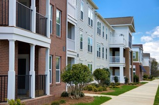 2425 Statesville Ave, Charlotte, NC 28206