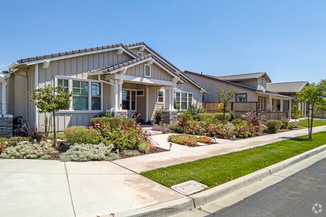 Craftsman styling can be found on new homes in Oakdale.