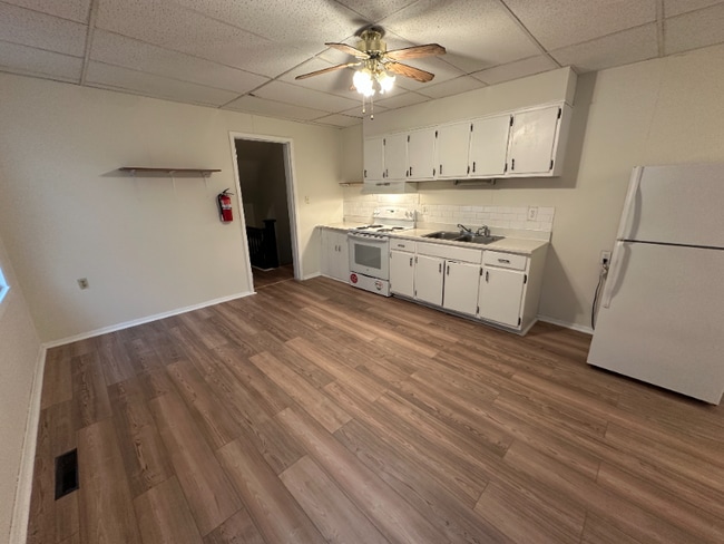 148 S 17th St unit 2, Easton, PA 18042 - photo 4