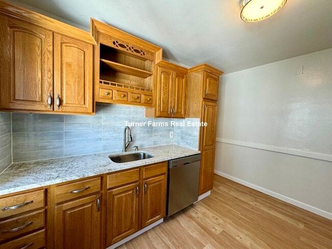 77 Fairfax St unit 1, Somerville, MA 02144 - photo 2