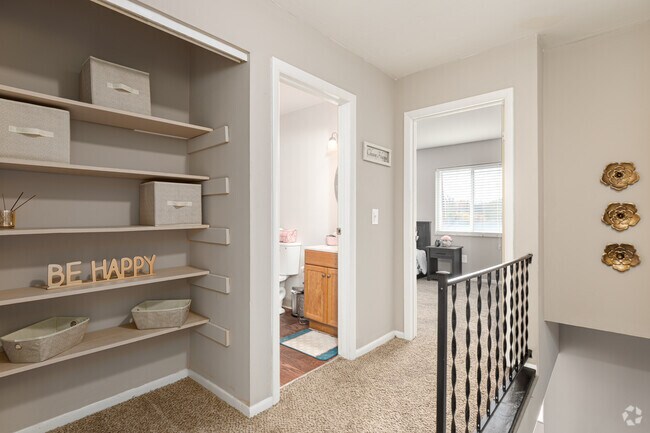 Maple Oaks, Middletown, OH 45044 - photo 4