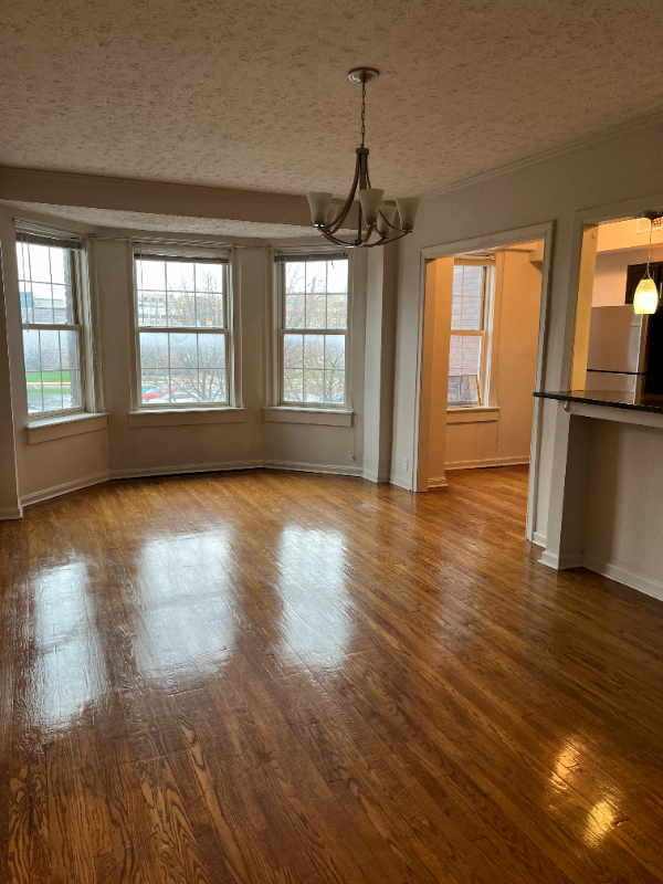 1 W 28th St Unit 206, Indianapolis, IN 46208