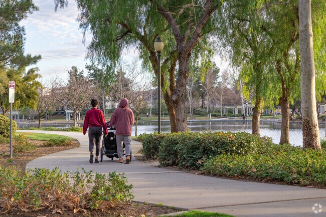Stroll around Harveston Lake with the family.