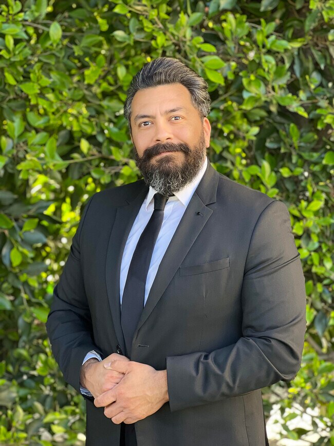 Agent Photo