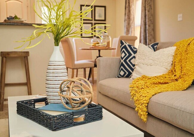 2279 Sawhill Dr unit 38553215, Linda, CA 95901 - photo 3