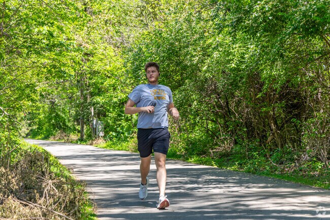 The Three Rivers Heritage trail is a huge trail system that runs through Pittsburgh.