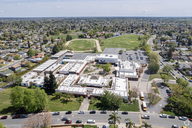 This aerial view of Samuel Jackman Middle School.