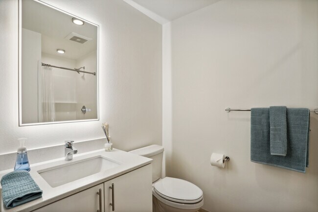 The Rocket, Seattle, WA 98103 - photo 2