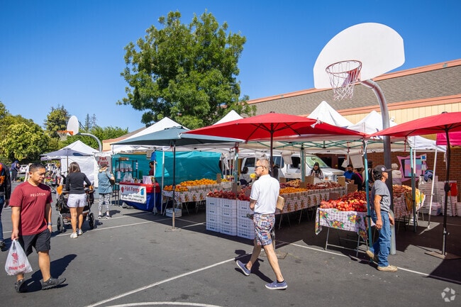The Willow Glen Farmers market is one of the most sought after events.