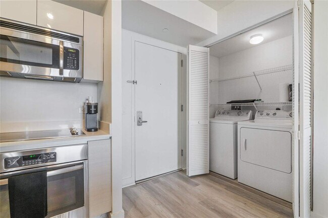 2602 E Hallandale Beach Blvd unit ID1227524P, Hallandale Beach, FL 33009 - photo 5