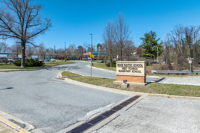 Ridge Ruxton School in Baltimore helps students thrive in their education.