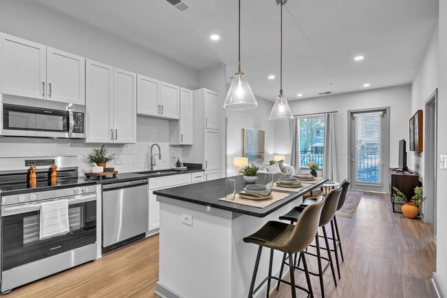 District 757 Apartments, Norfolk, VA 23502 - photo 7