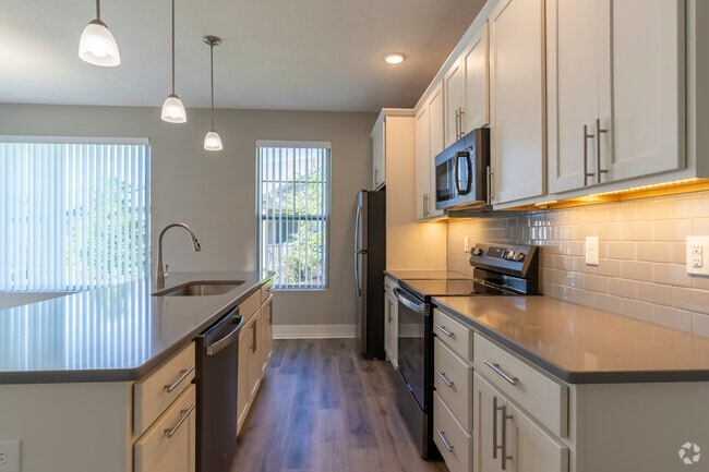 3BR, 2BA - 1,475SF - Aspen Homes - Kitchen