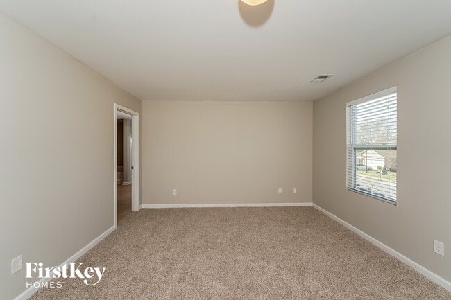 4668 Deer Foot Path, Pinson, AL 35126 - photo 7