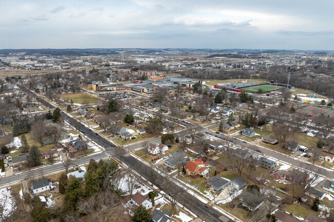 Sak's Woods in Middleton is situated just a short walk from the western shores of Lake Mendota.