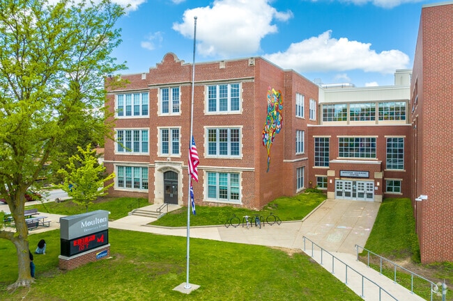 Moulton Elementary School serves the primary students of River Bend.