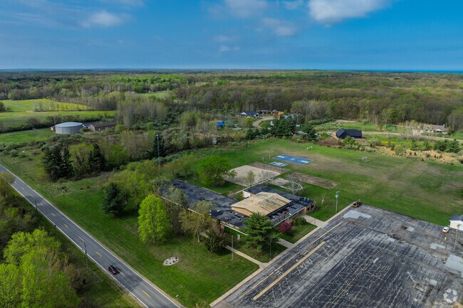 Chikaming Elementary School has a 10-to-1 student-to-teacher ratio.