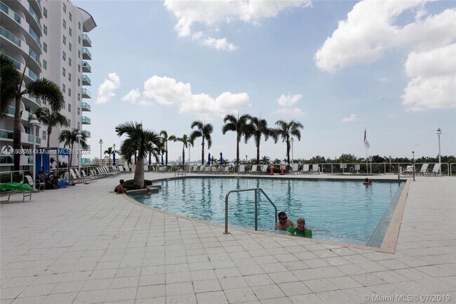 360 North Bay Village unit 920, North Bay Village, FL 33141 - photo 4