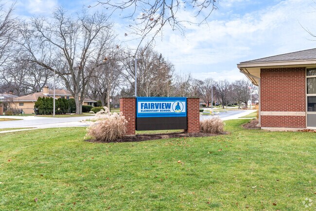 Fairview Elementary School is a public elementary school in Mount Prospect, IL.