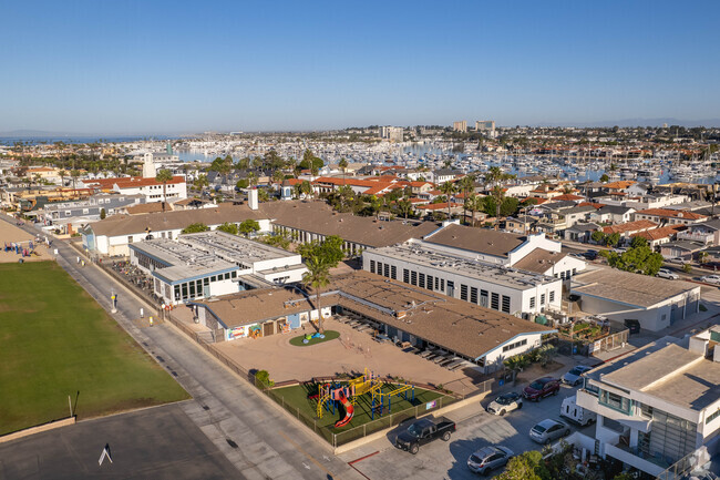At Newport Beach Elementary School, students engage in innovative learning and leadership.