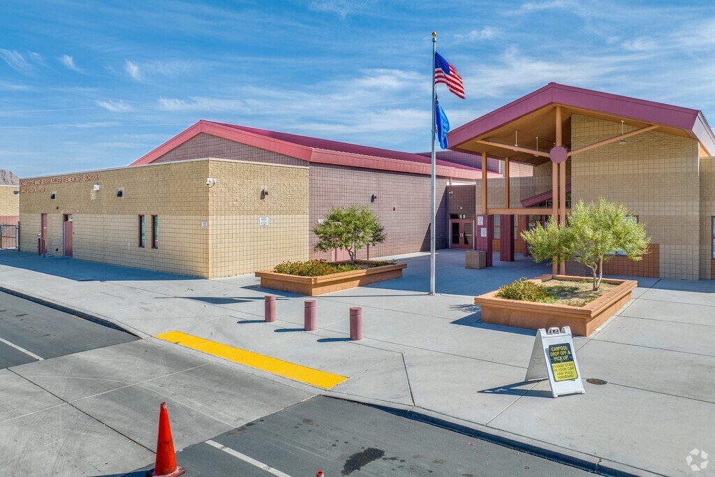 Charlotte & Jerry Keller Elementary School, Rankings & Reviews - Homes.com