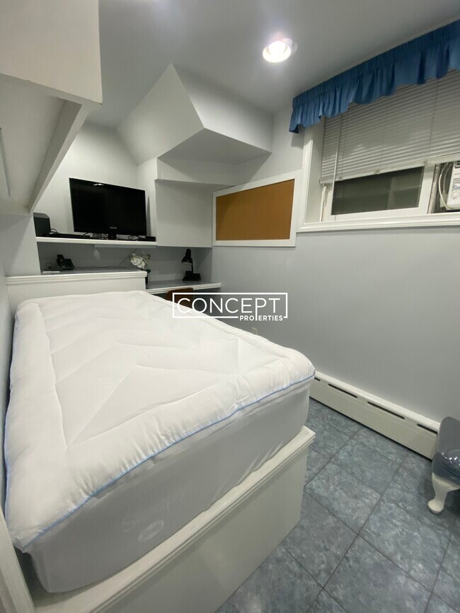 101 Orleans St unit 1, Boston, MA 02128 - photo 4