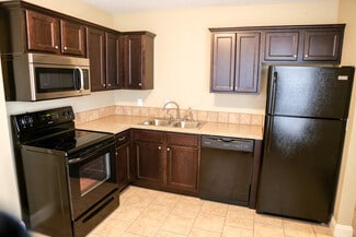 614 W Mount Vernon St, Springfield, MO 65806