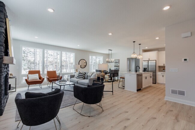 18035 101st Place N unit 36898318, Maple Grove, MN 55311 - photo 6