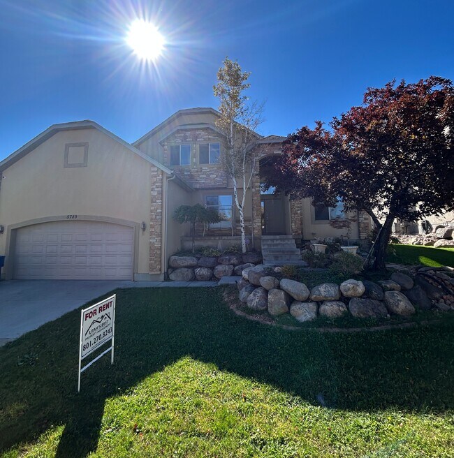 5789 W Muirwood Dr, Herriman, UT 84096