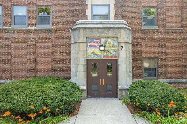 Congress Park Elementary School in Brookfield has a student-teacher ratio of 8 to 1.