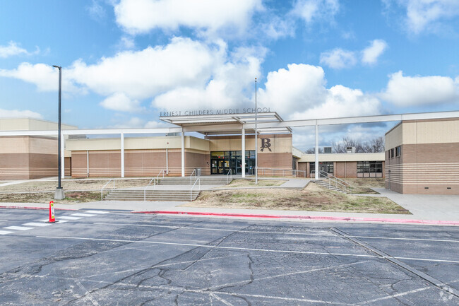 Ernest Childers Middle School acheives great scores with a B+ on Niche