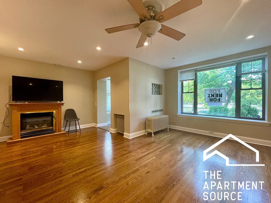 2457 W Logan Blvd unit 1, Chicago, IL 60647 - photo 1