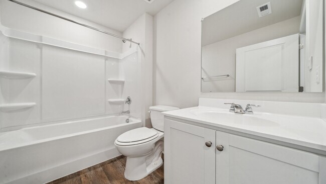 104 Byway Cir, Kilmarnock, VA 22482 - photo 7