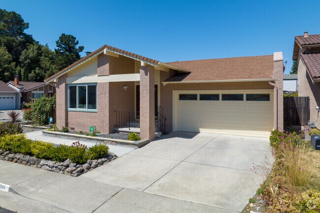 One of the many styles of homes in the Tara Hills neighborhood is Craftsman.