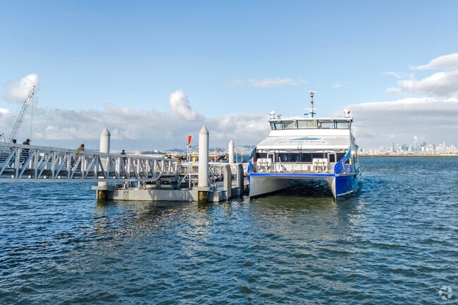 San Francisco Bay Ferries serve Alameda residents with an excellent commute option.