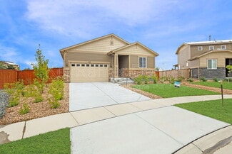 270 S Langdale Ct, Aurora, CO 80018