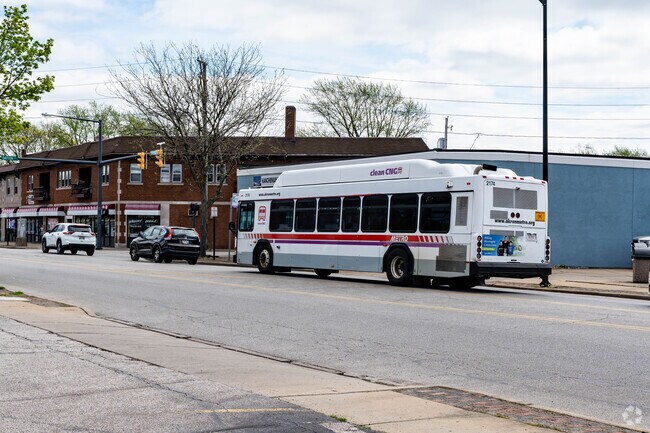 Residents of North Hill use the Akron Metro.