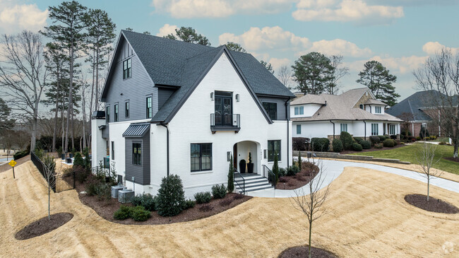 River Run is a high end neighborhood in Davidson.